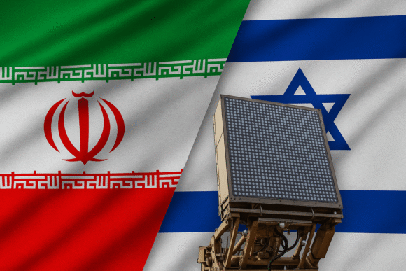 The Middle East conflict in 2025 has exploded beyond traditional warfare into an era dominated by artificial intelligence (AI), drones, and cyber strategies. Among Israel’s most iconic defense systems, the Iron Dome has long served as a protective barrier against rocket attacks. But in the current war, with Iran launching swarms of drones, AI-guided missiles, and electronic warfare tactics, Israel’s response had to evolve. This is where the Israel Iron Dome AI integration 2025 becomes not just relevant, but critical.
